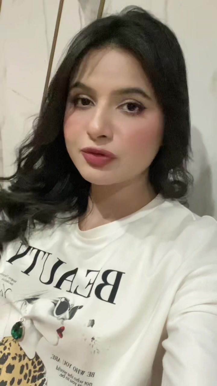 @👑【ماہم زاہد】👑