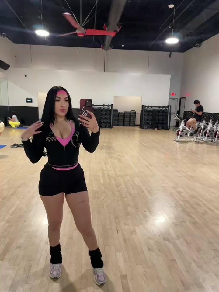 @GG