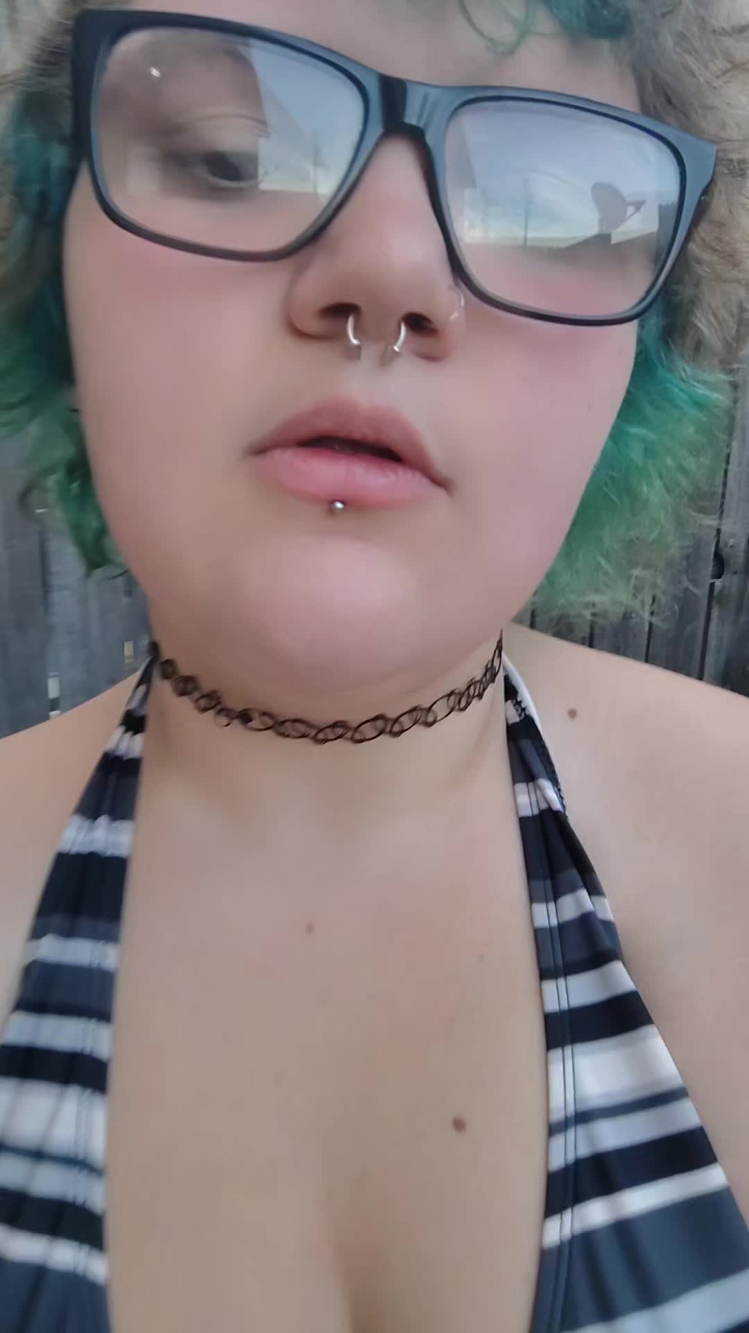 @x_livingdeadghoul_x