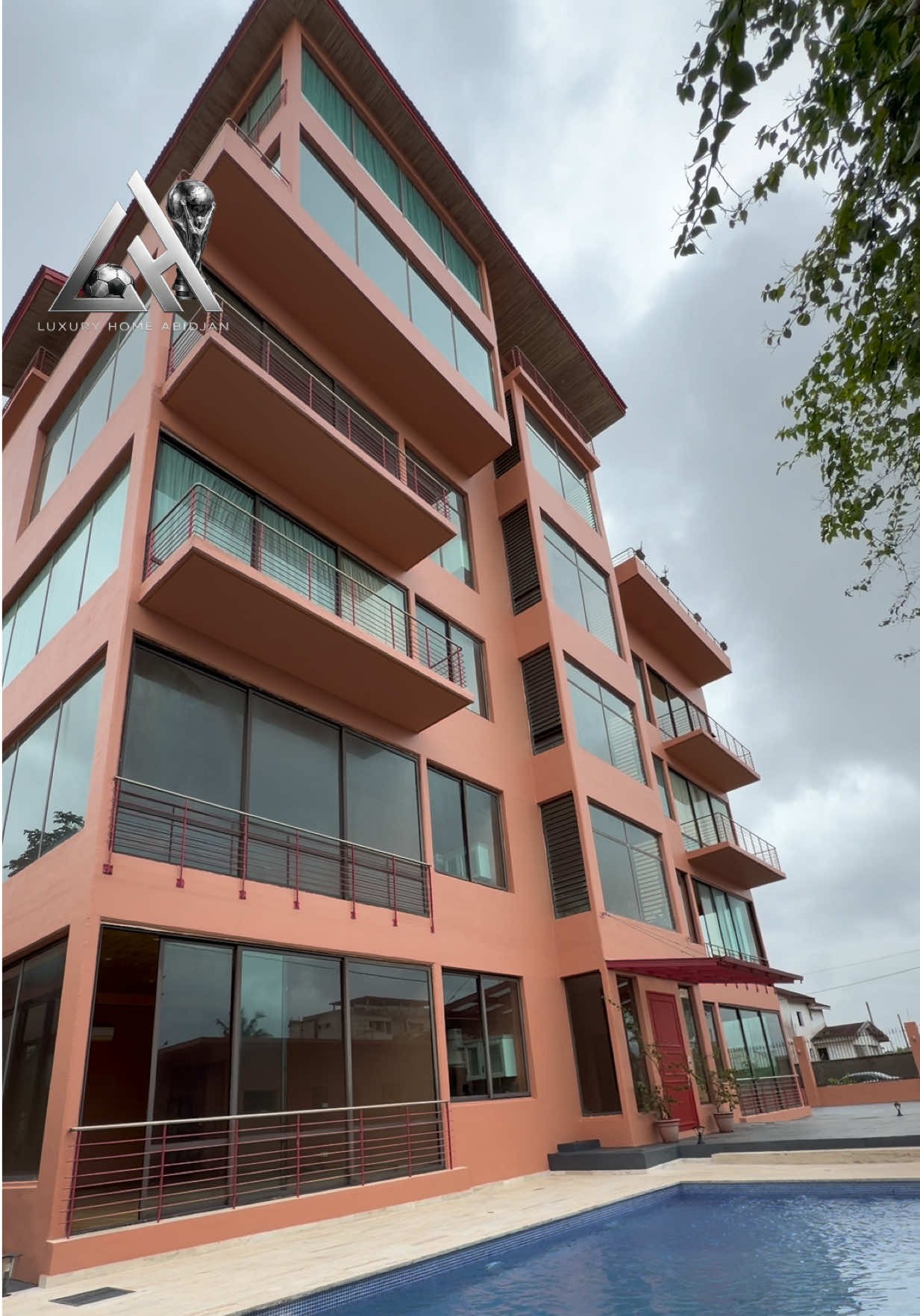 @Luxury Home Abidjan đšđź