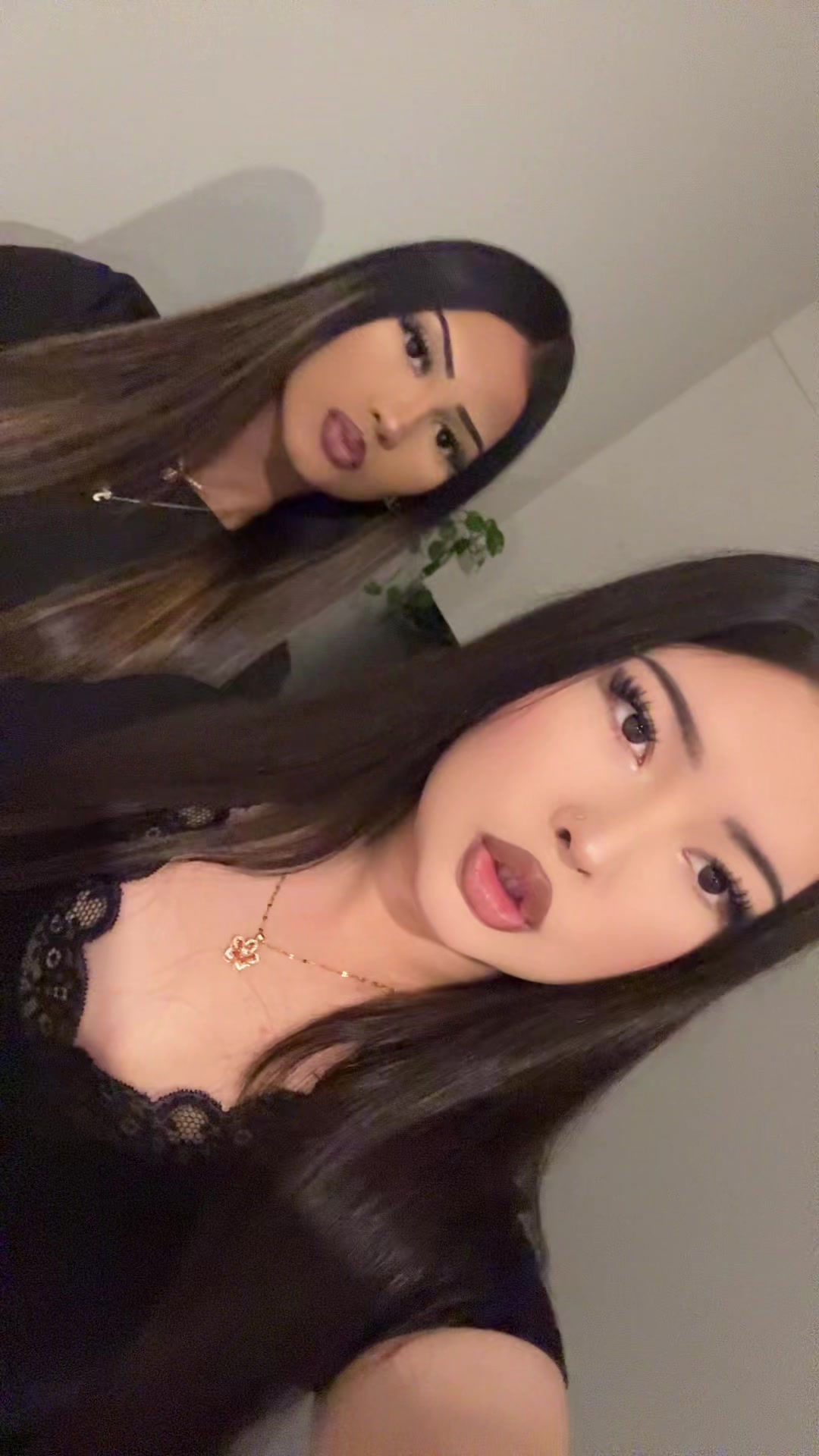 @🌑