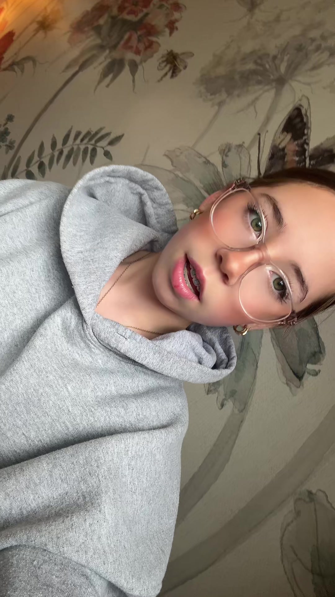 @Эми🤍
