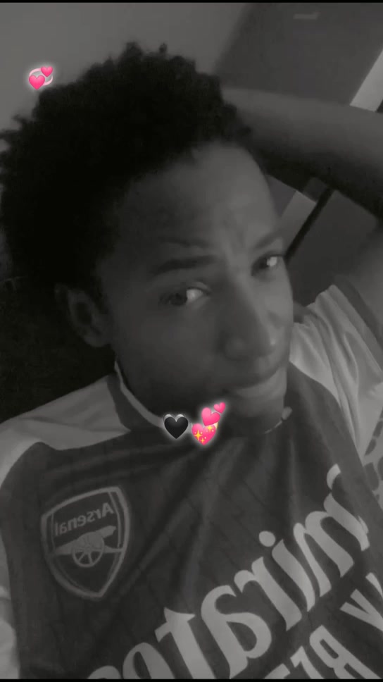 @𝕸𝖗 𝖘𝖒𝖎𝖑𝖊🖤💕