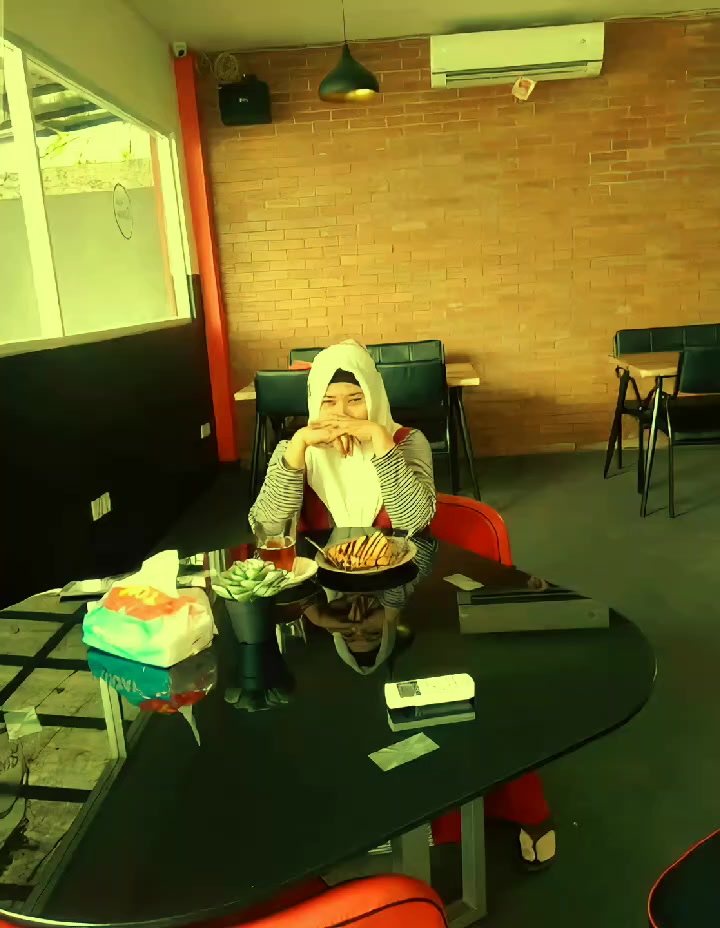 @Bundha Rosa23*