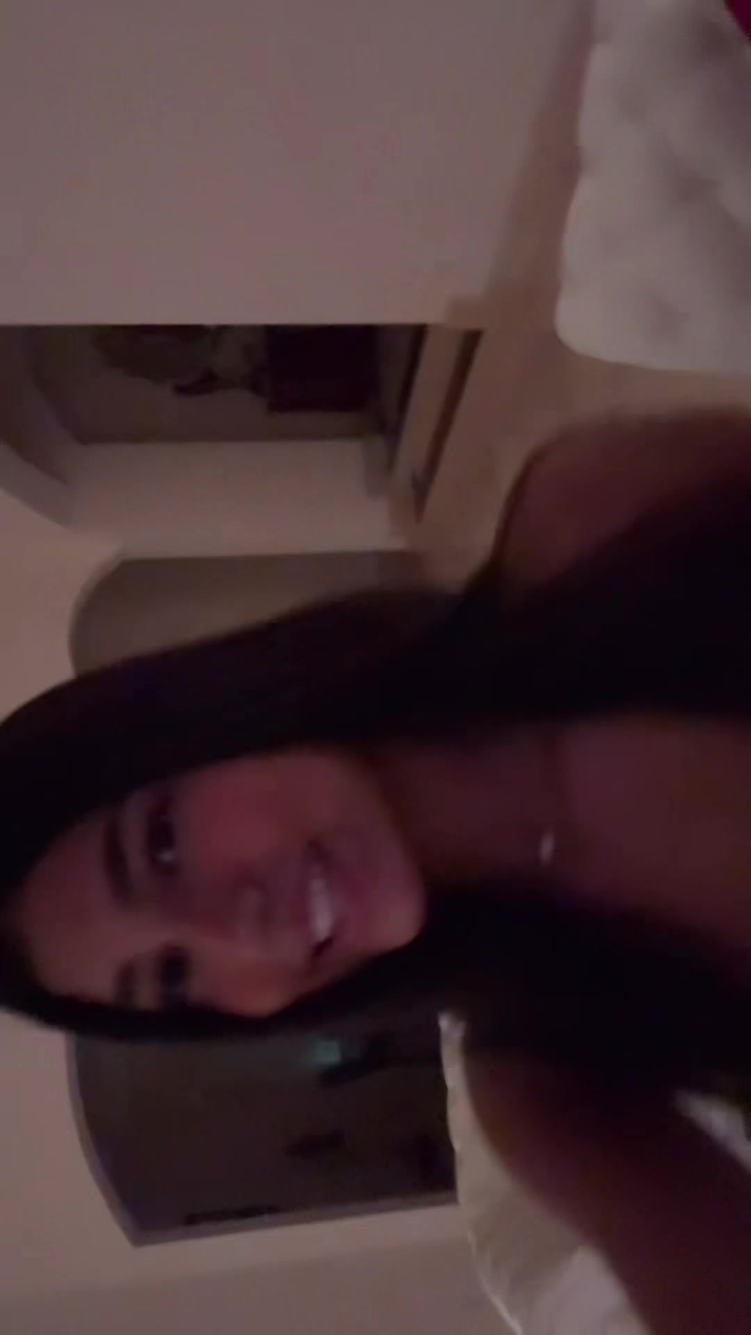 @vicky