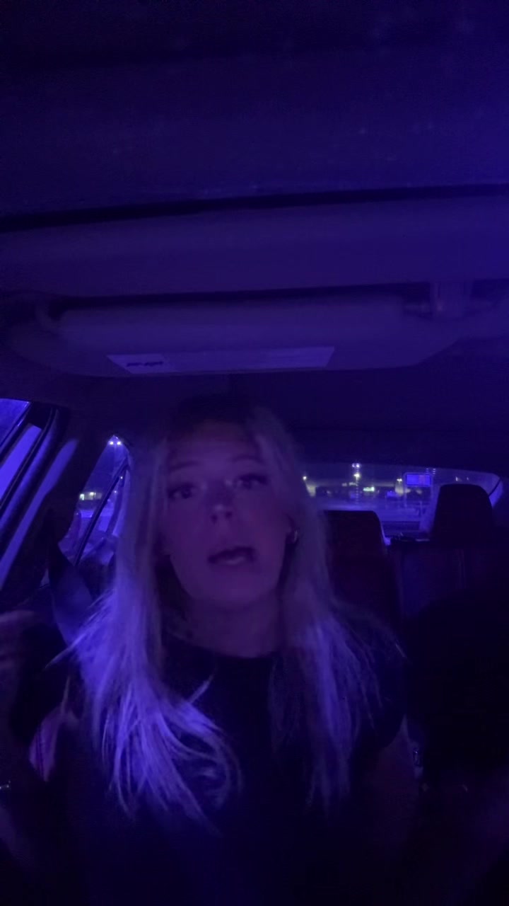 @bella