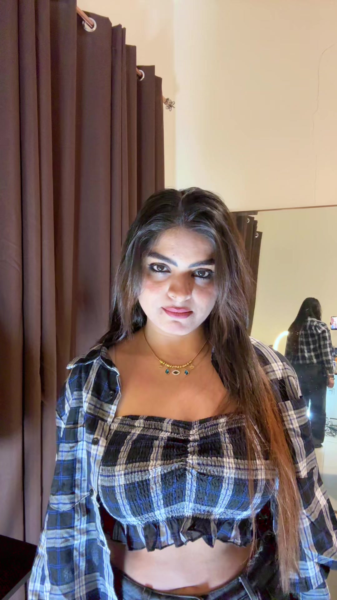 @chayaschu