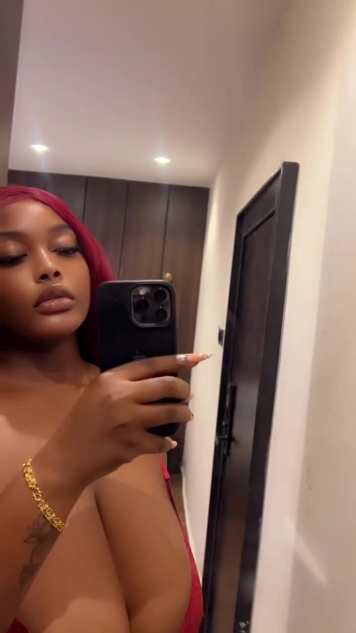 @Hot Ebony Girls🫦🥀