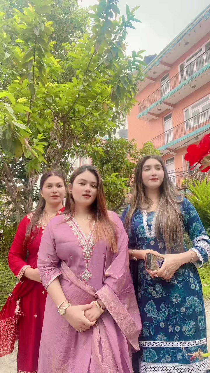 @Pooja 🕊