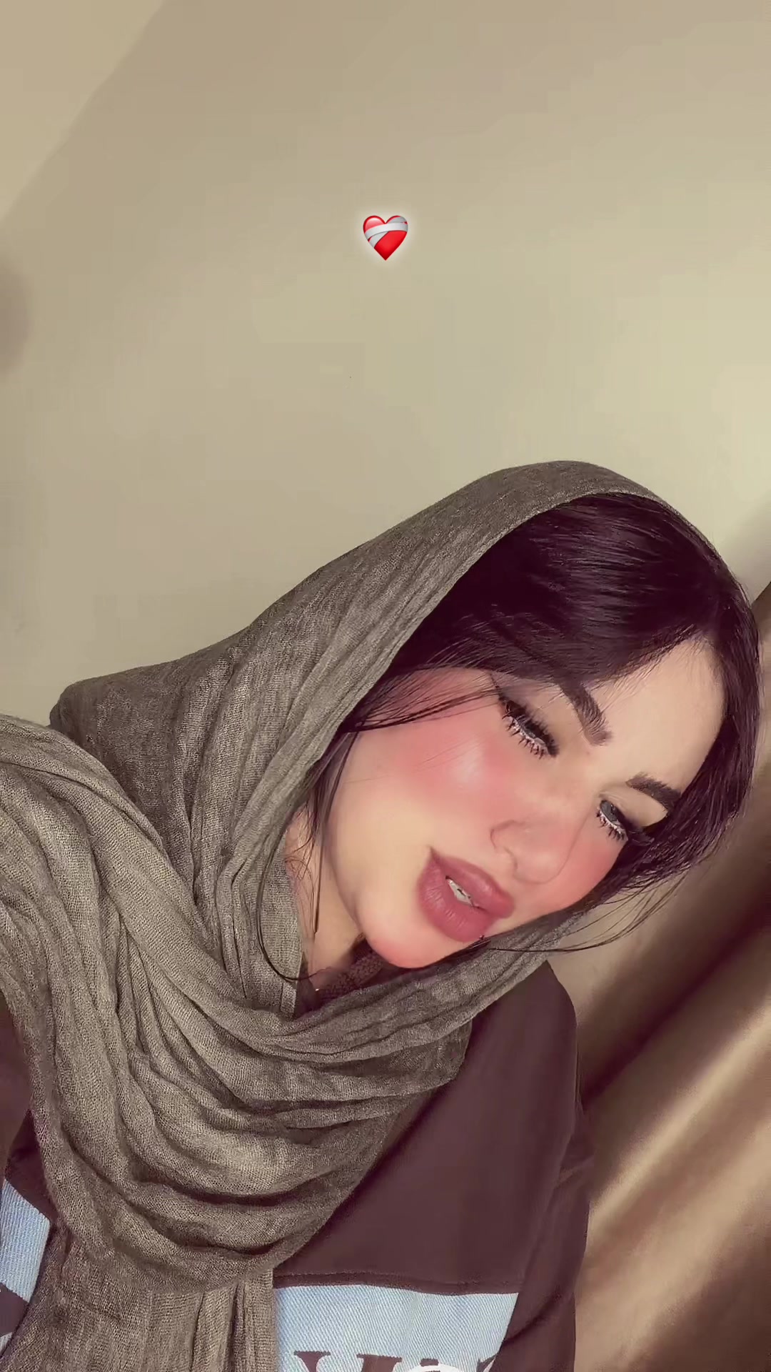@چنچون مخنوقه دلوقتي 🖤