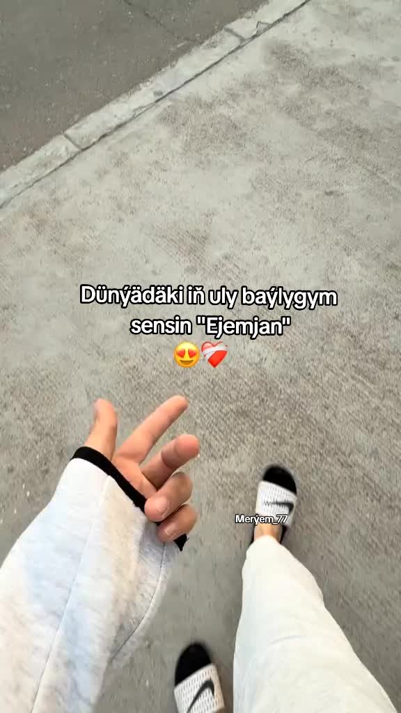 @𝑴𝒆𝒓𝒚𝒆𝒎_⁷⁷