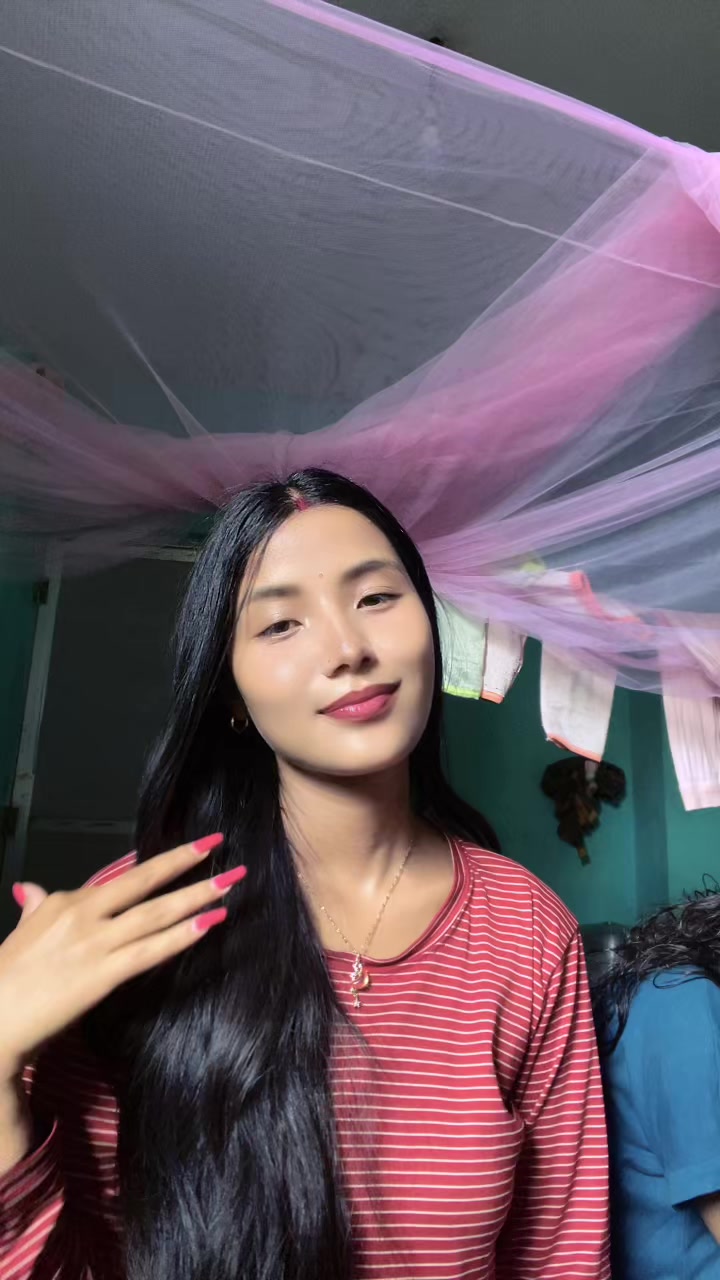 @Thakuri_Niru ❤️