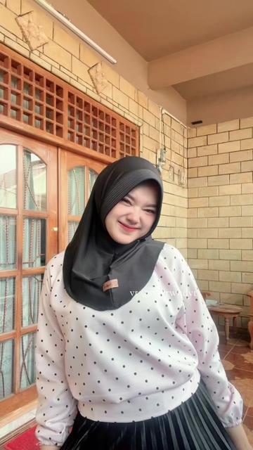 @sylvrwndyt