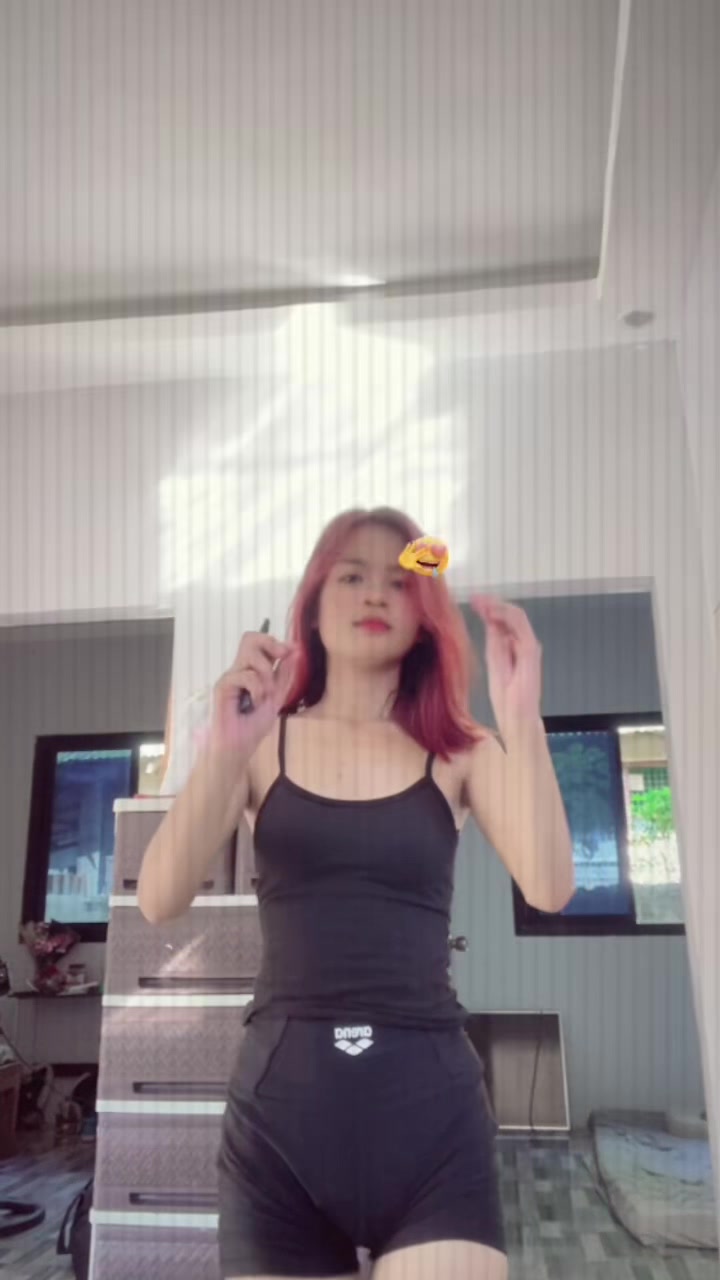 @ellie