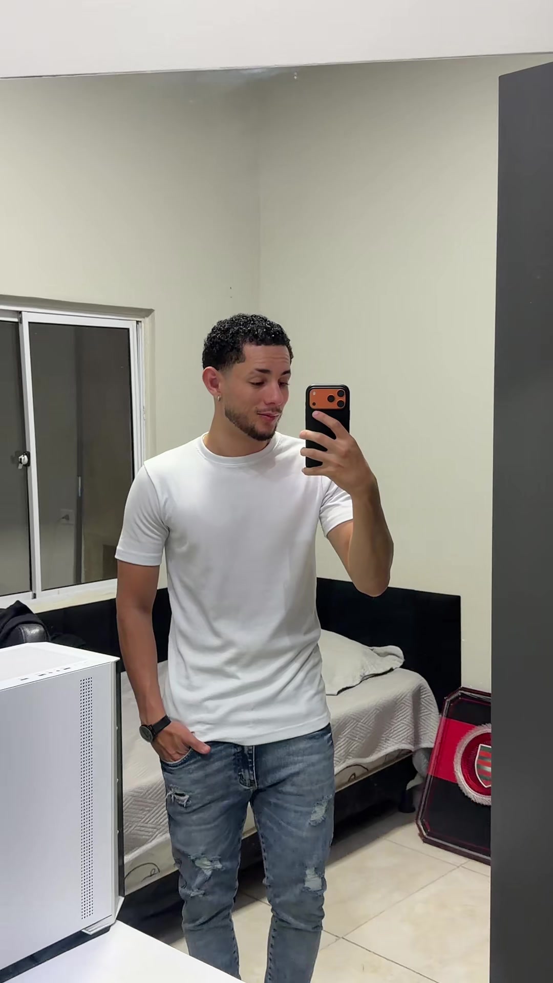 @theuxxv_