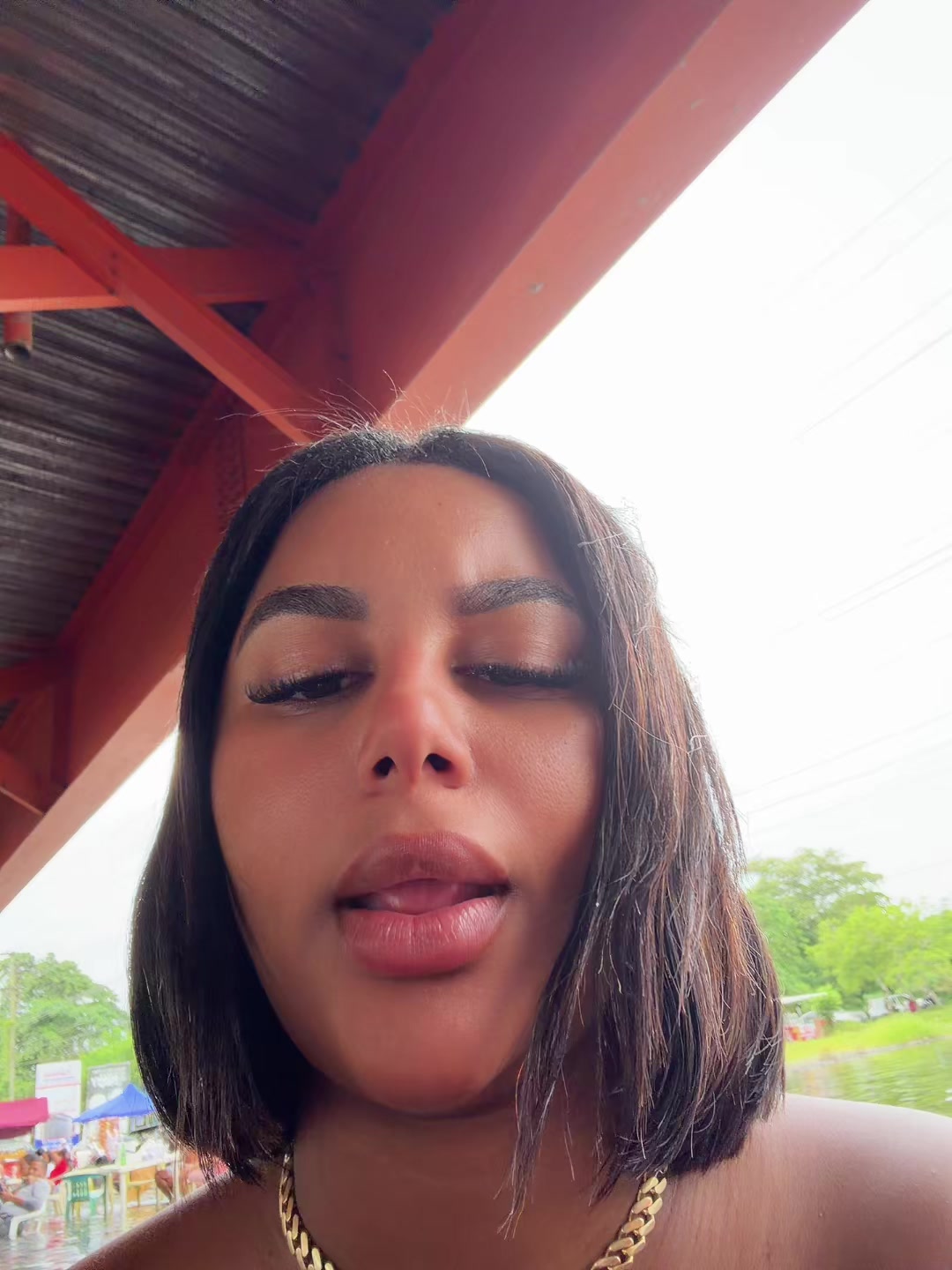 @La_negrota_abreu