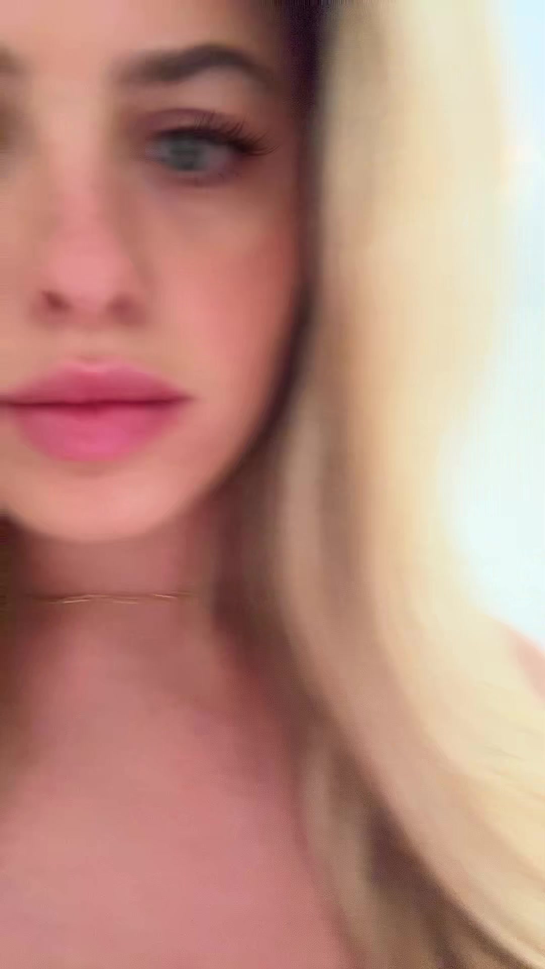 @Honeyybee.bby