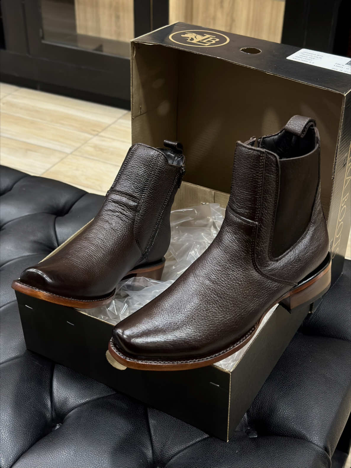 @Lara boots
