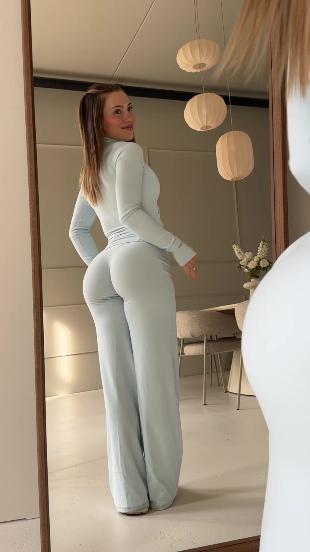 @Salome Elena