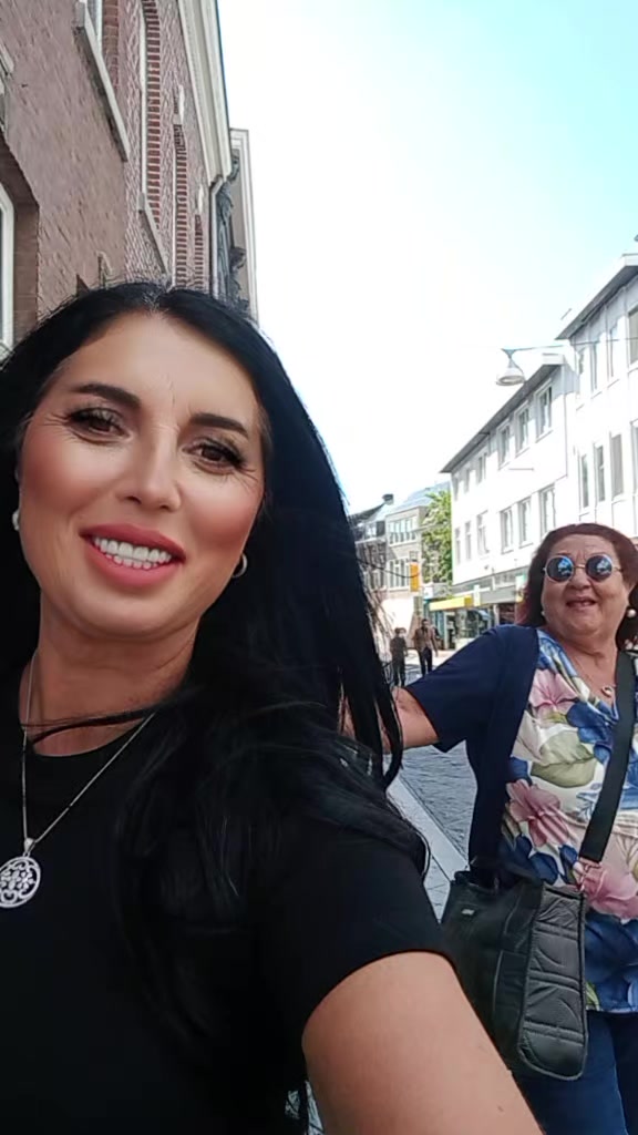 @ninapastori1