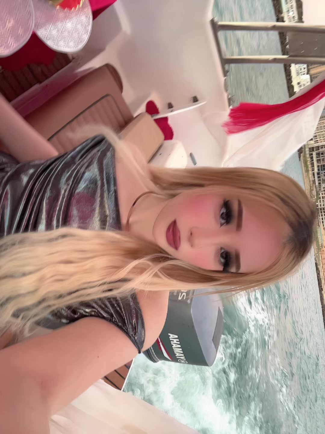 @Liliyglm