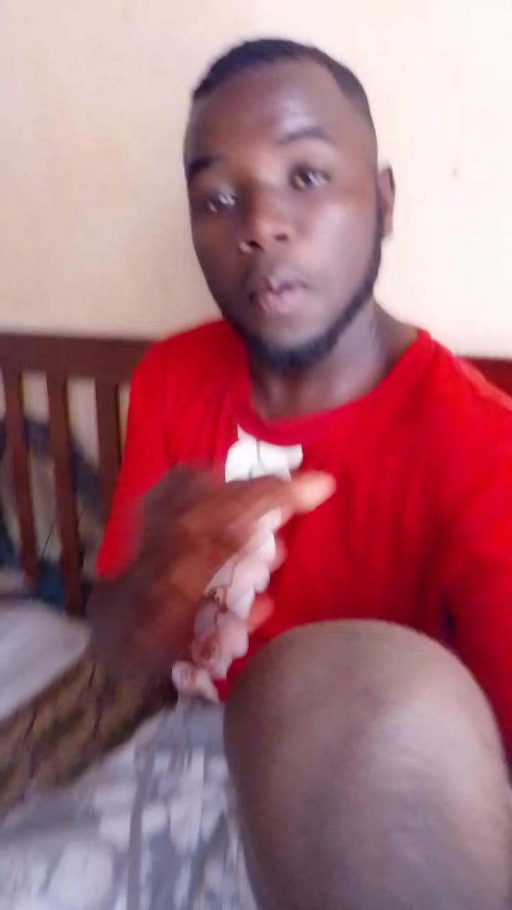 @Ezii