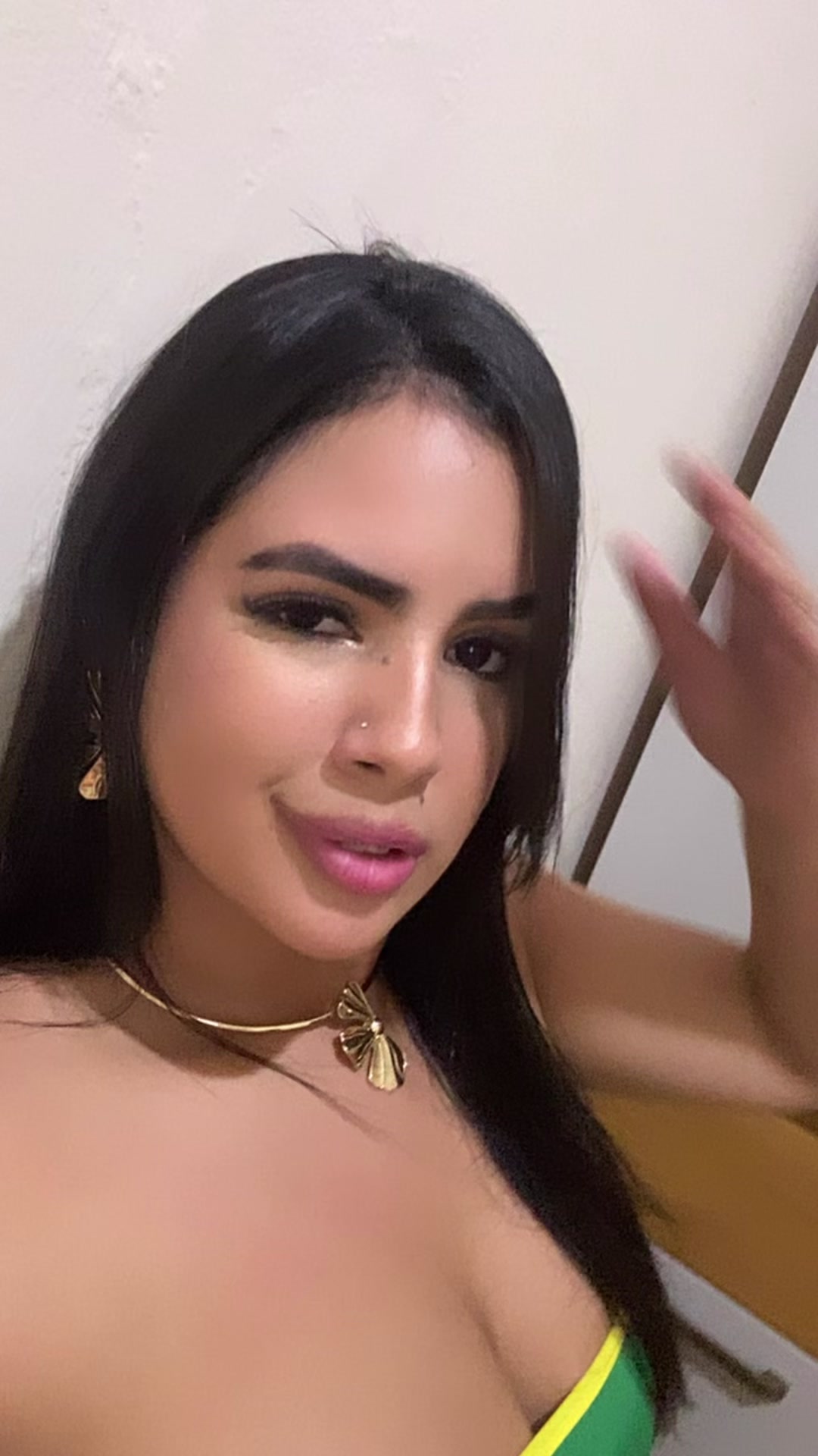 @_anafalcc