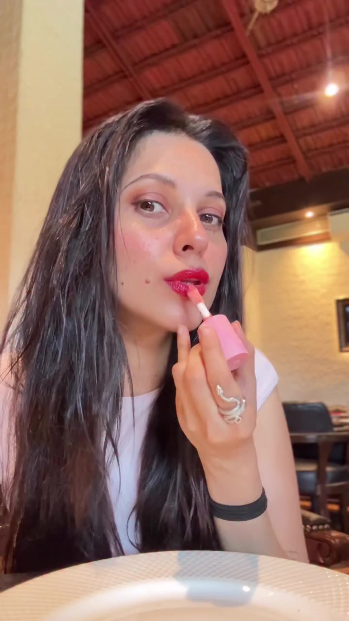 @Alice kaushik🦋