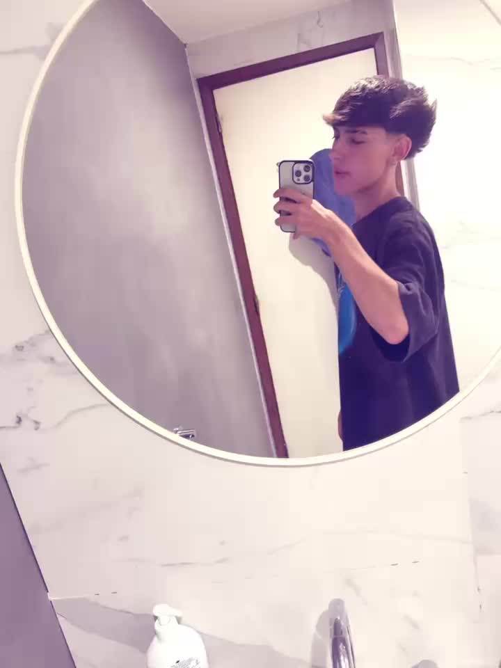 @ᵐᵉⁿᵈᵉᶻᶻ ♱
