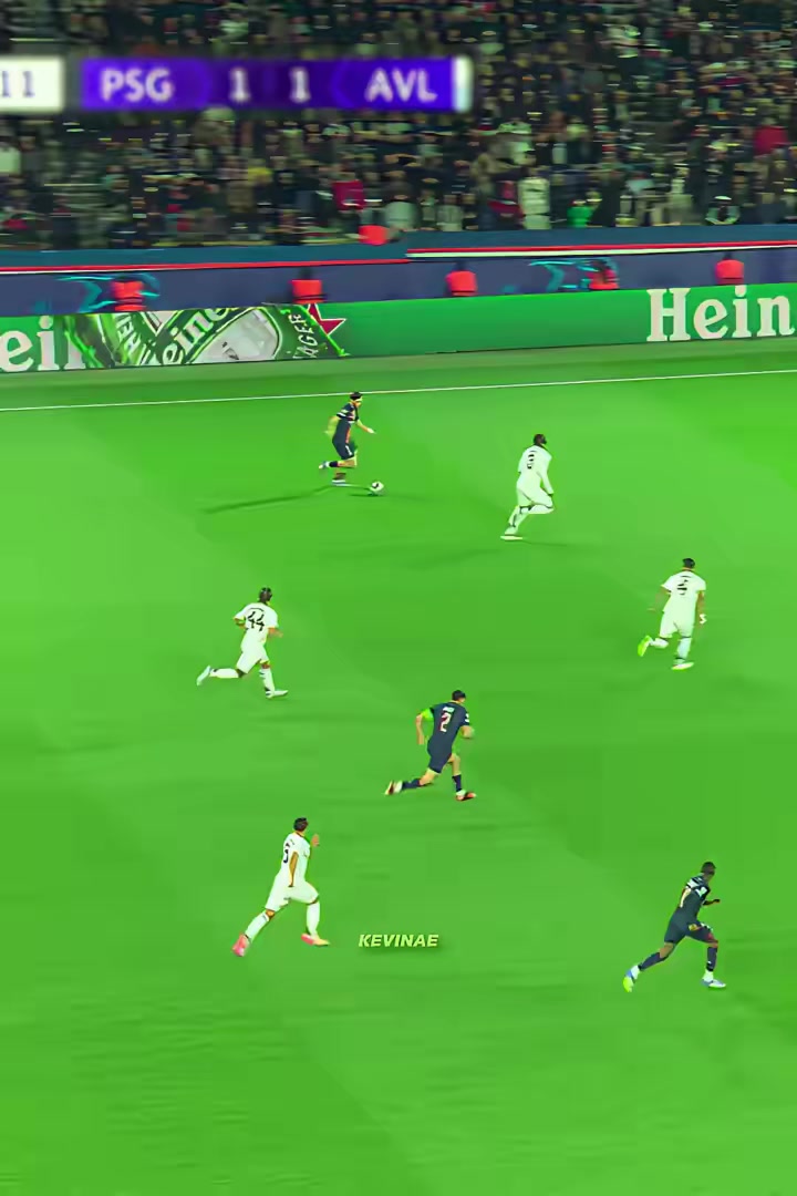 @KEVł₦.AE ⚽