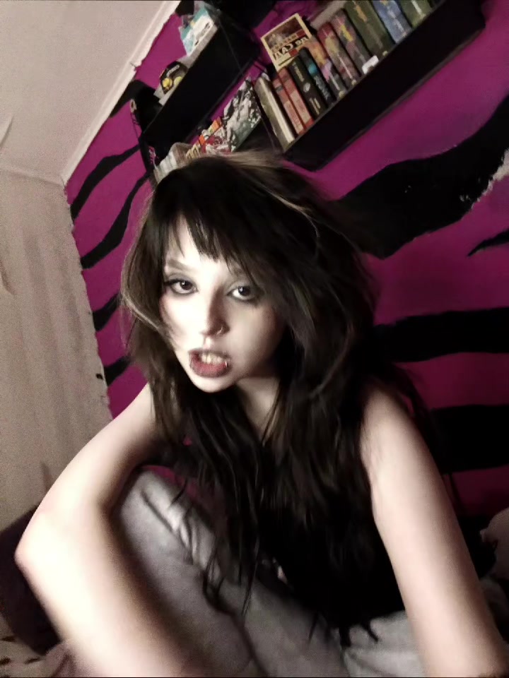 @drunkorexxia