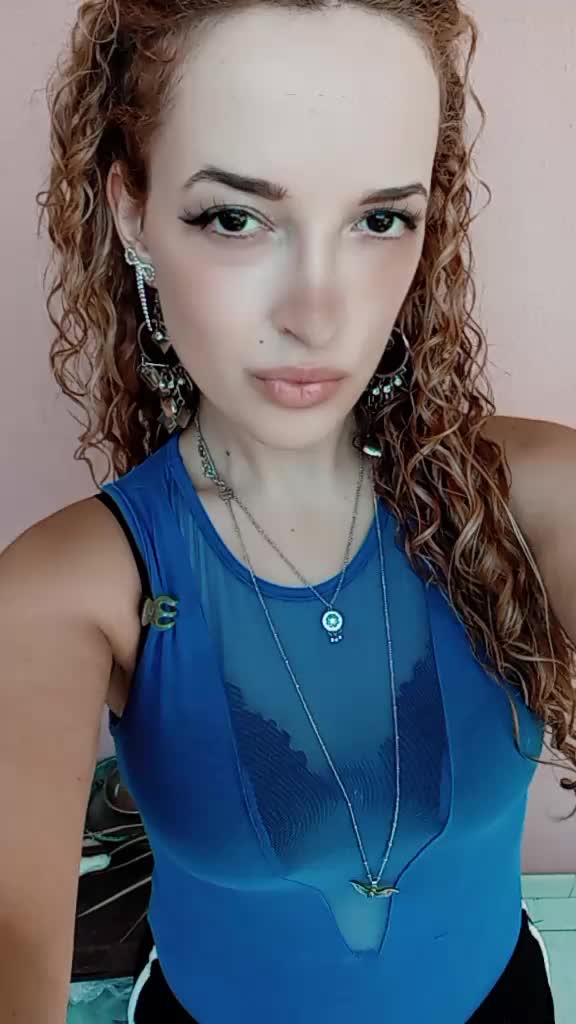 @Sofia__Lov___