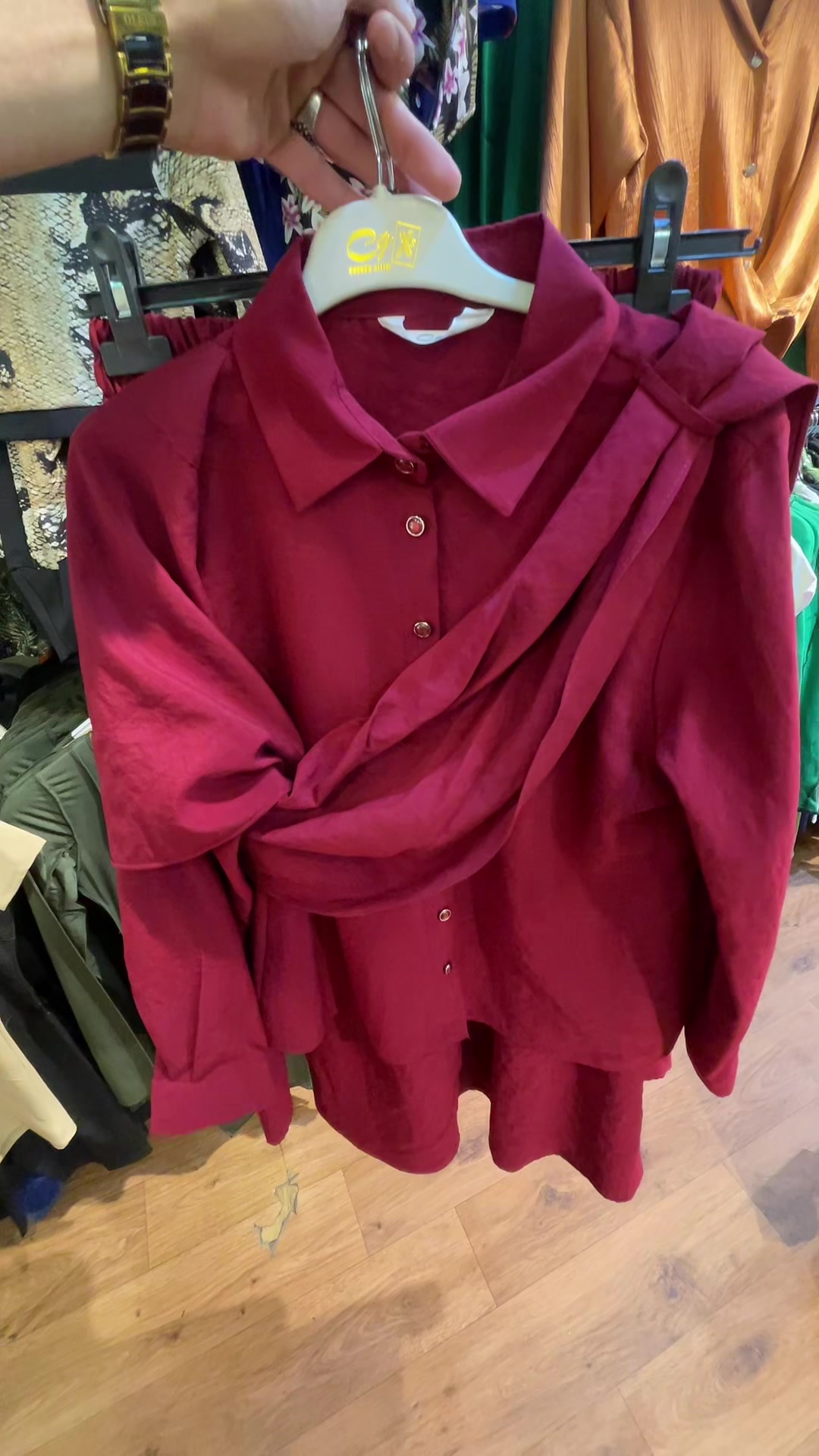@twenty_two_seven مخيم شعفاط🛍️