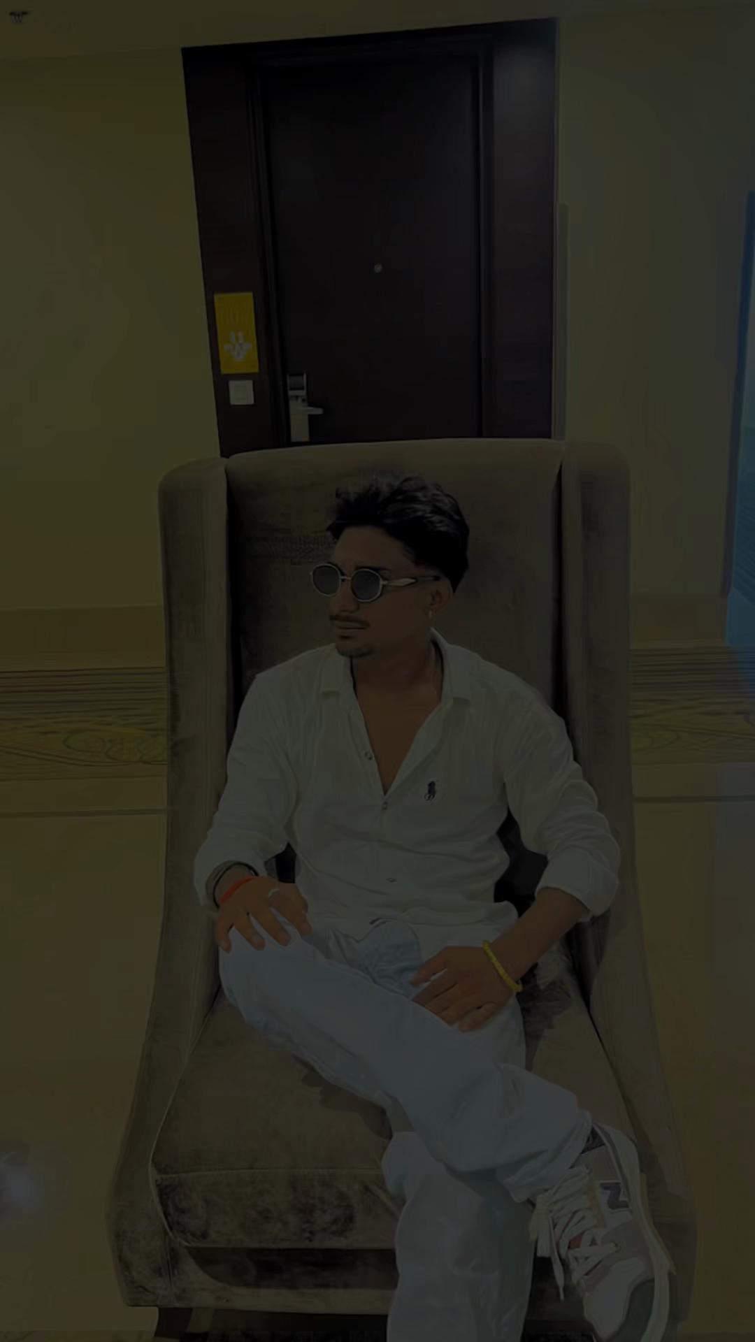 @RAJESH♟️BOOS🔱