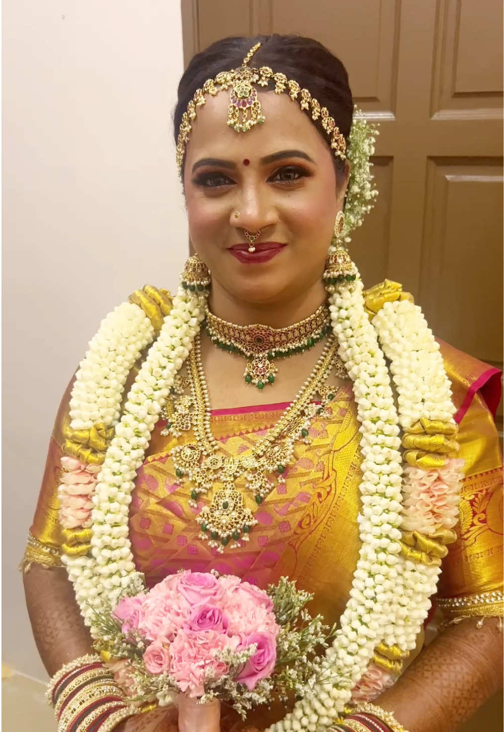 @Nanikas Bridal MUA