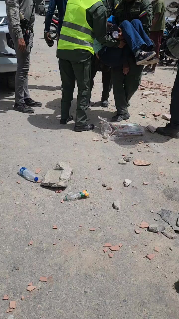 @EjercitoBolivariano