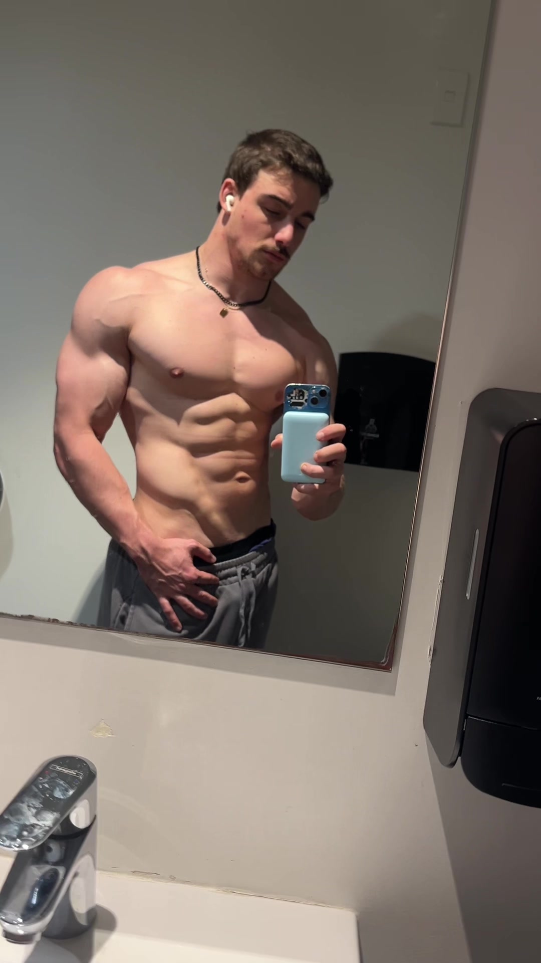 @keanux124