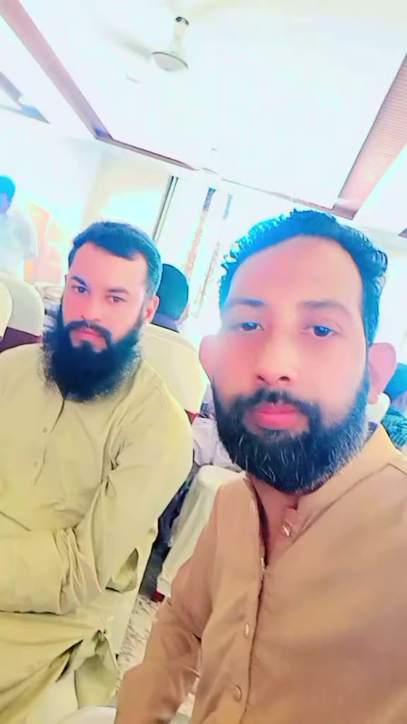 @AZIQ GUL