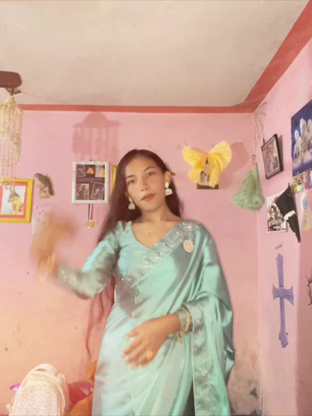 @๐ฆ๐