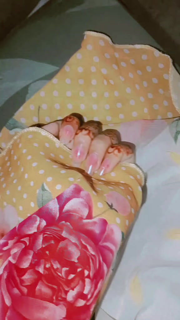 @𝐇𝐎𝐍𝐄𝐘 💗