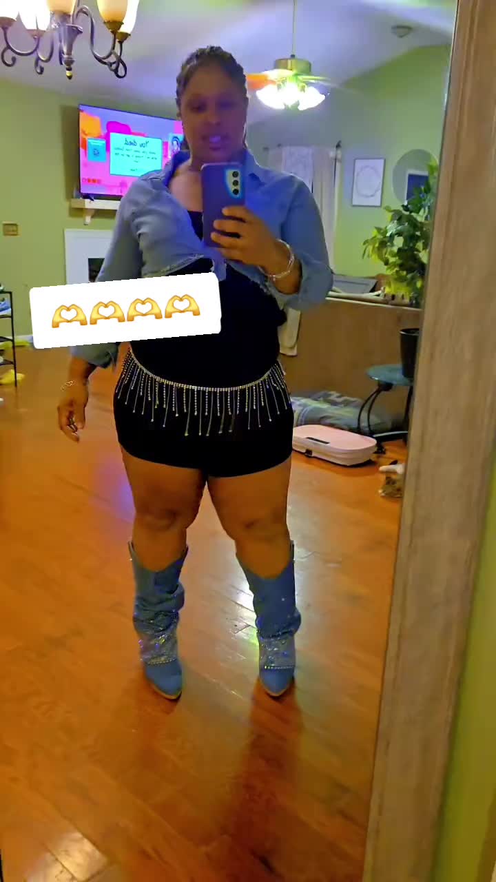 @TiajaneP🖤