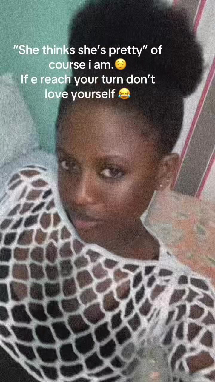 @Akosua_monica