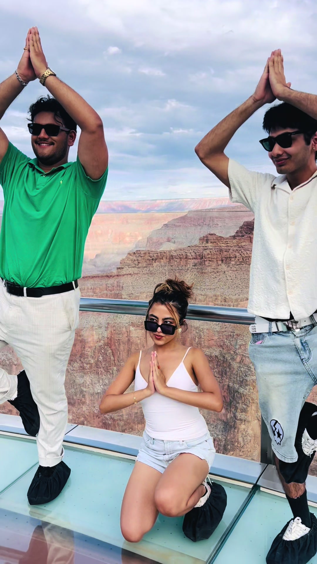 @__roshanaap