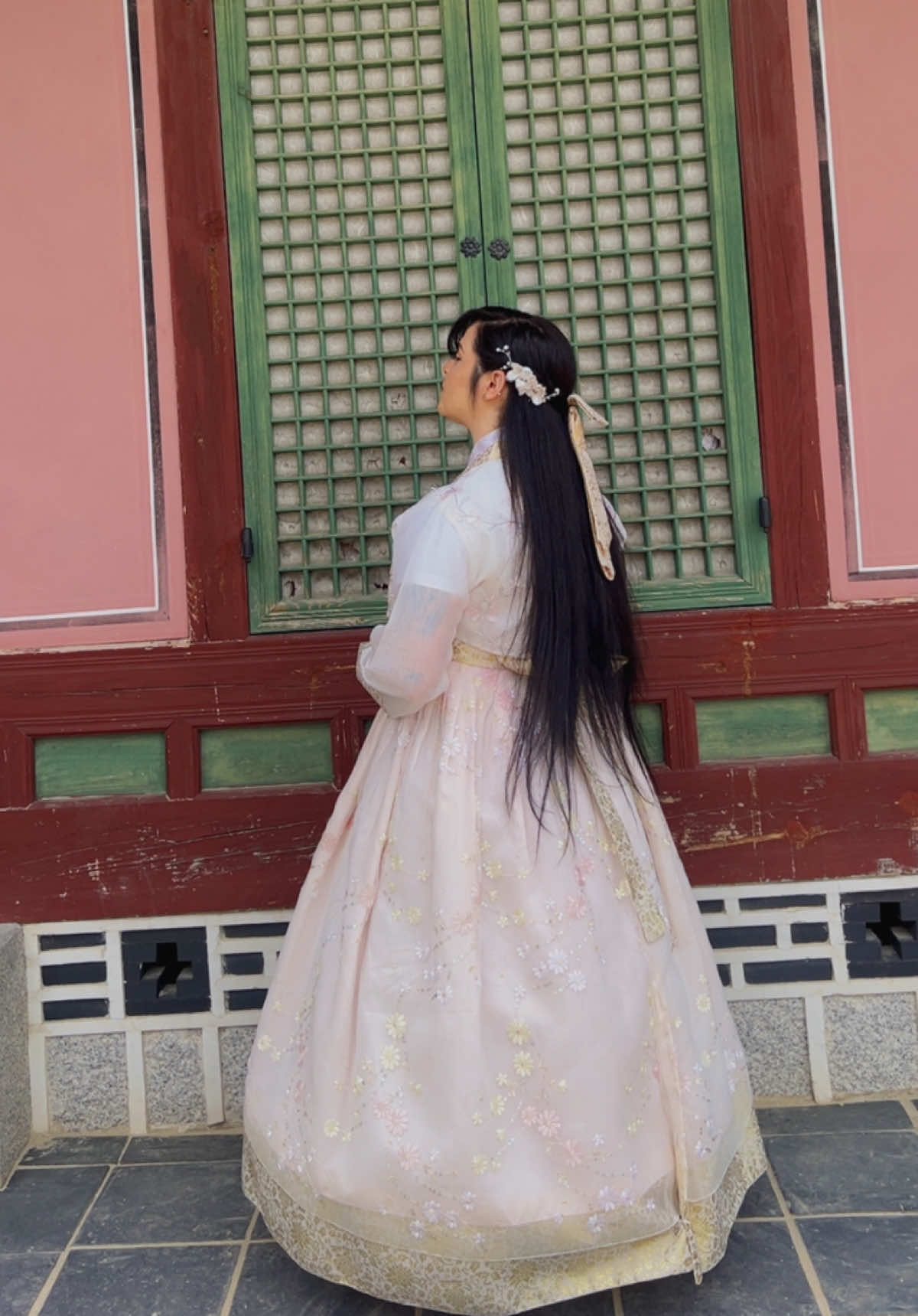 @nah.its.아일렌 ᰔᩚ