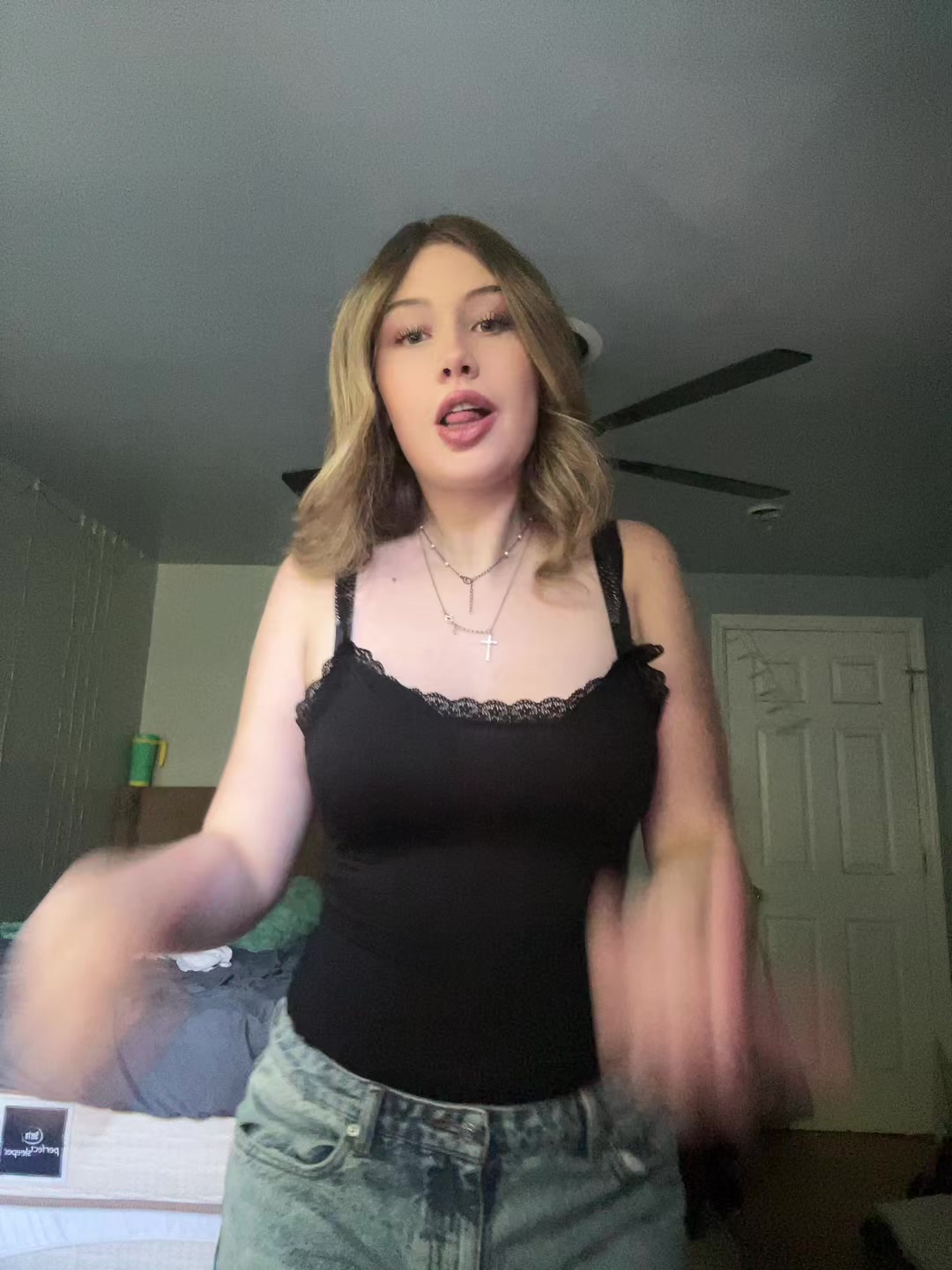 @bellaaa