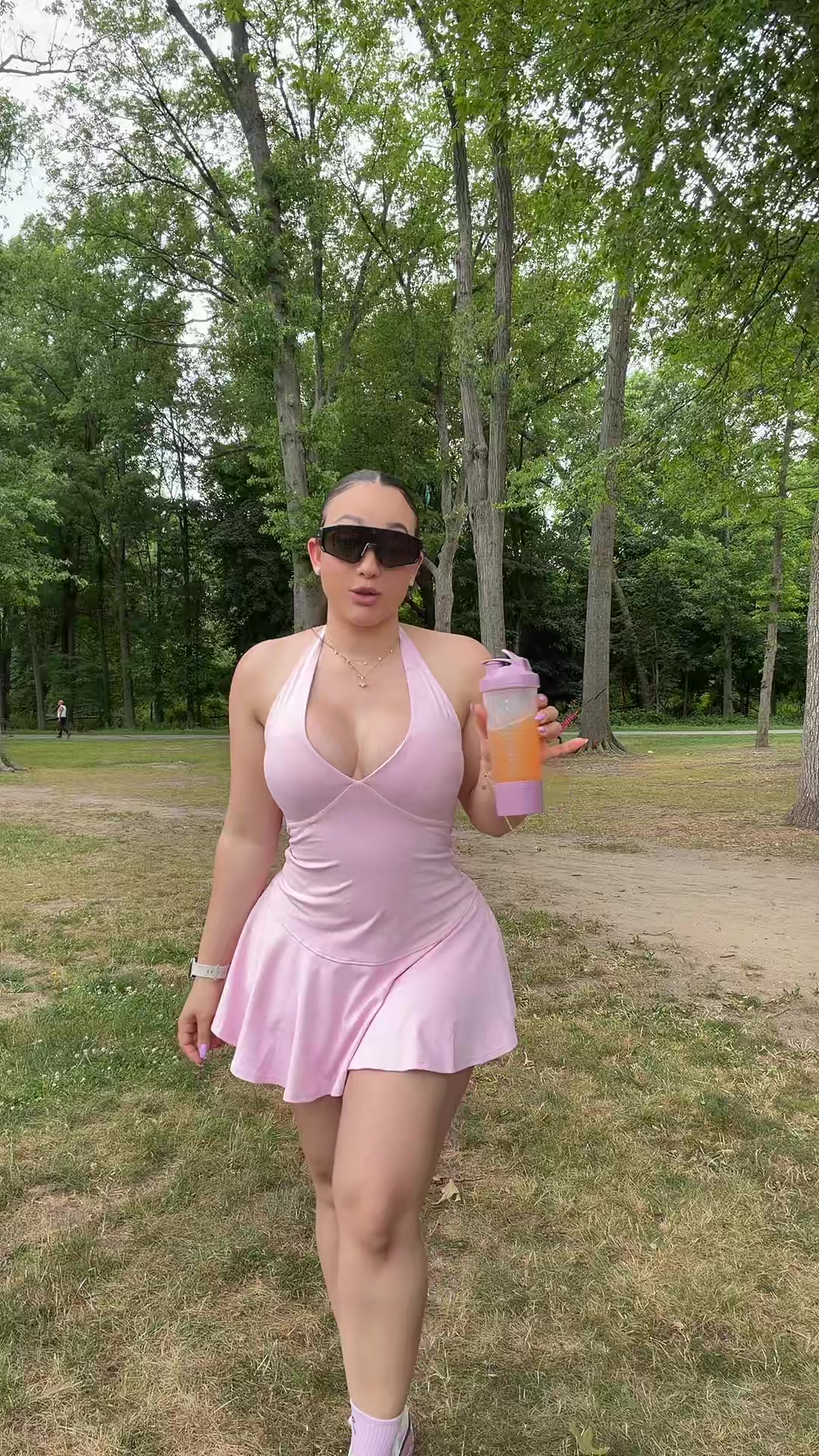 @emelytavv