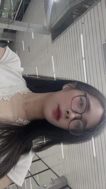 @Omiler🦋