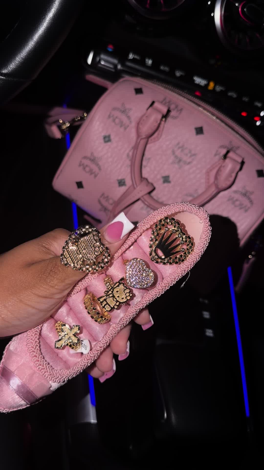 @Tha Jewelry plug 🔌🧚🏽&zwj;♀️