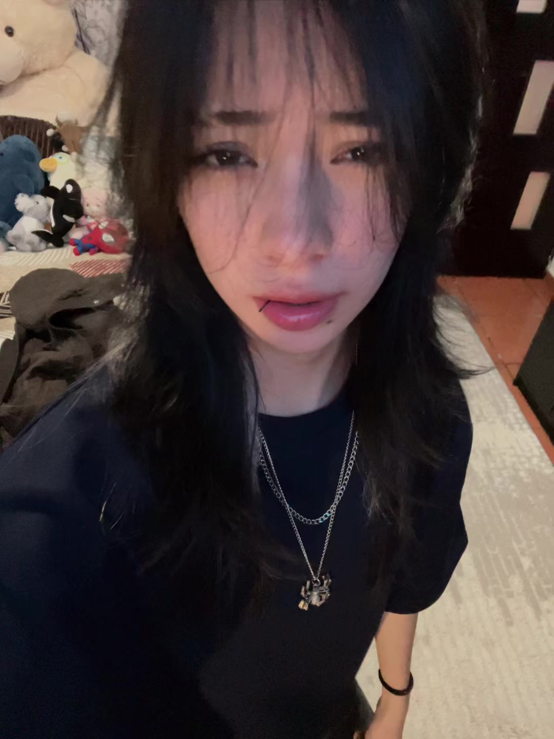 @milaa🎧🕷️