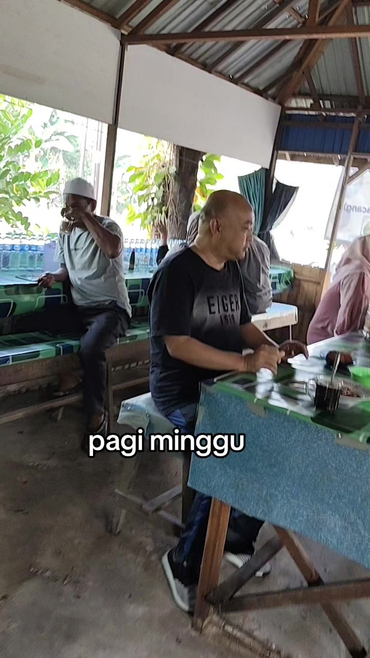 @warung katupat acil ella